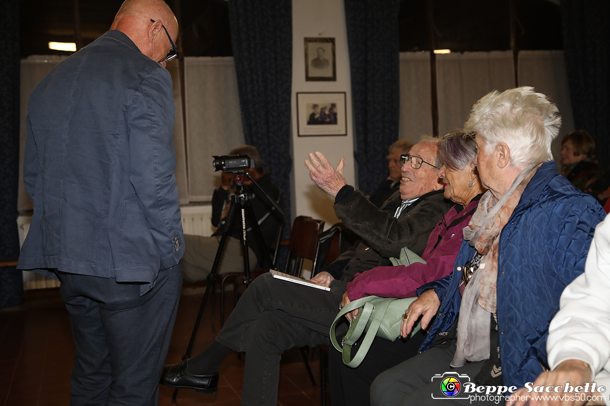 VBS_3031 - Presentazione libro 'Tra Valchiusella e Messico in giro per l'Olivetti' di Meuccio Bertarione.jpg